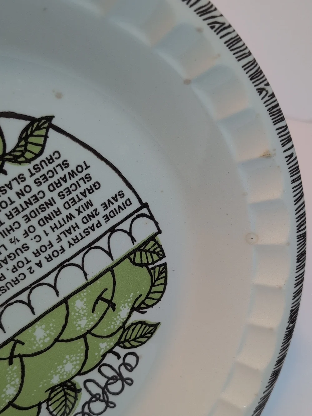 Royal China Apple Pie Jeannette Country Harvest Pie Plate
